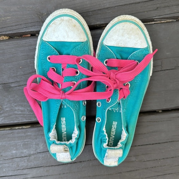 Converse girls teal and pink sneakers size 1 - Picture 2 of 7